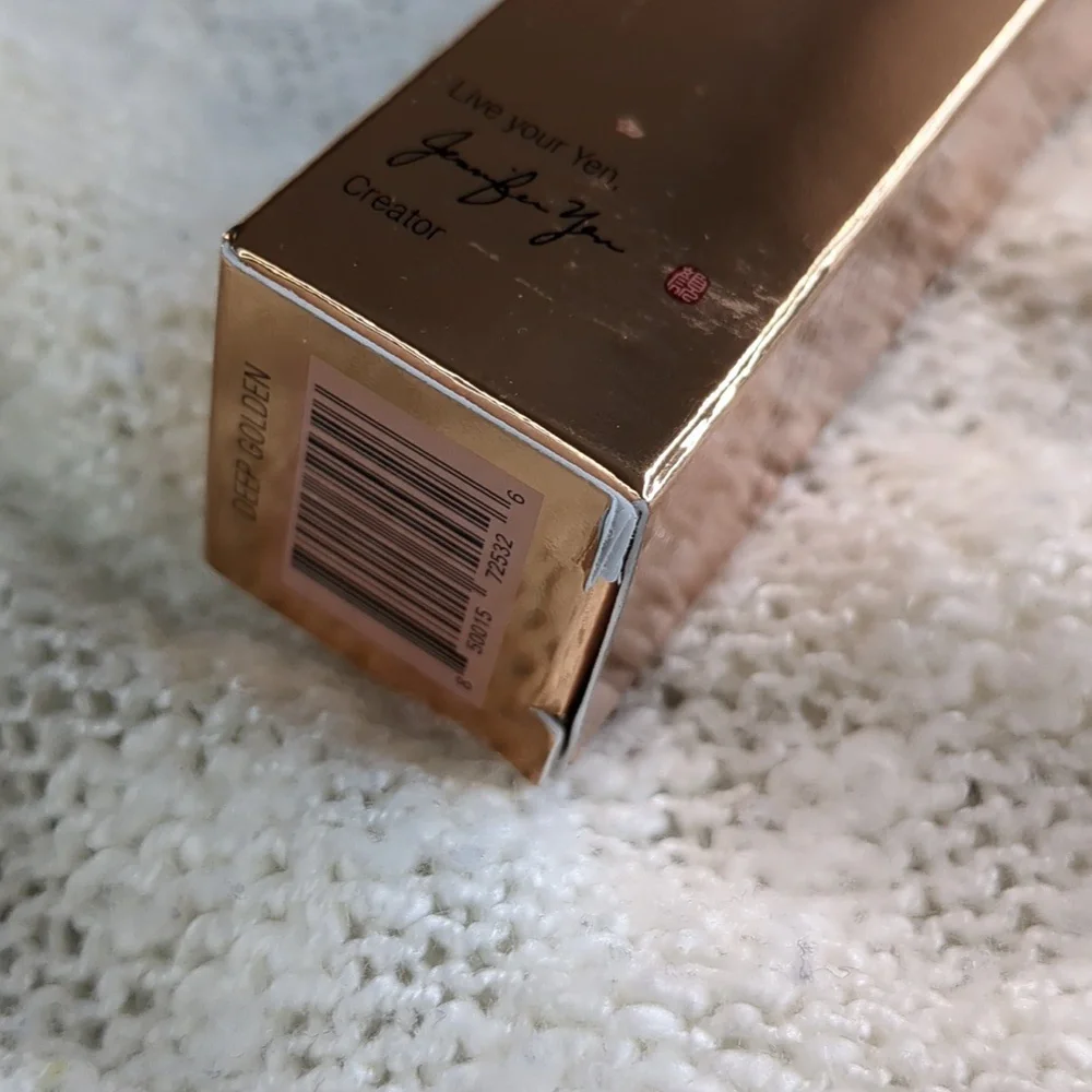 Yensa Super Serum Silk Foundation in Deep Golden, 30ml/1.0fl oz